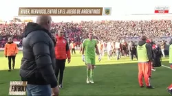 Armani se cruzó con la hinchada de Argentinos: "La tengo en el banco"