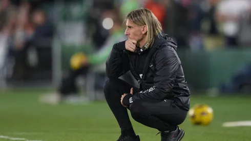 El entrenador argentino renunció a su cargo.