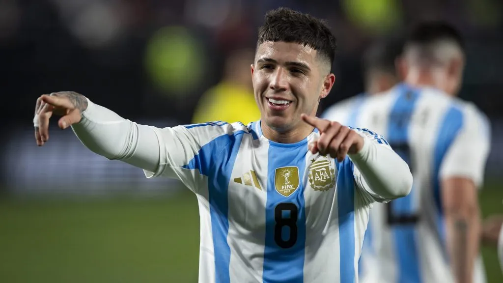 Enzo Fernández no será de la partida contra Canadá.