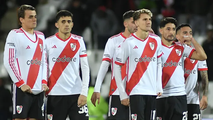 Noche negra para River en Mendoza.