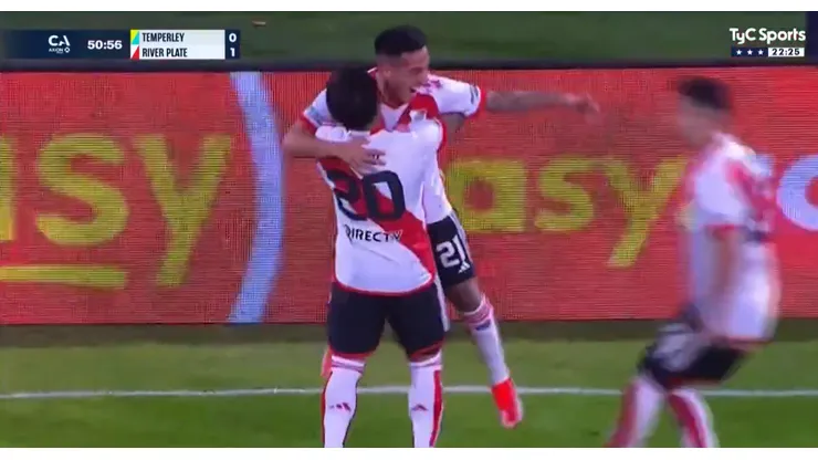 El festejo de Esequiel Barco.
