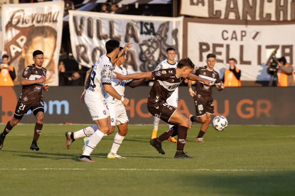 Platense e Independiente chocaron en Vicente López. (Foto: Prensa Platense)