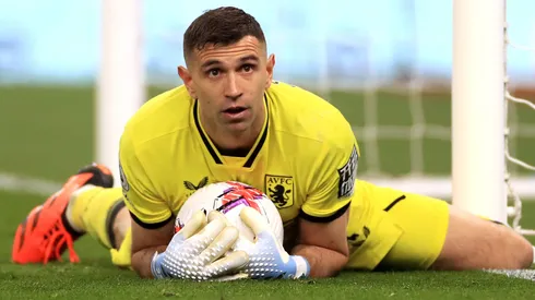 La insólita decisión de Unai Emery con Dibu Martínez en el último partido de la temporada para el Aston Villa