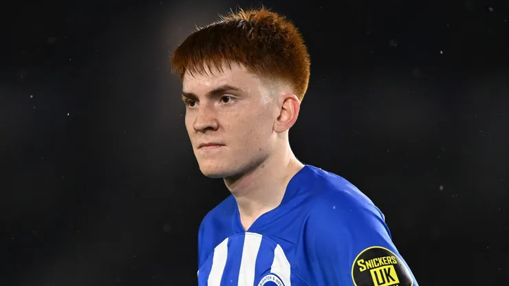 El Colo Barco, titular ante Manchester United en la despedida de Roberto De Zerbi del Brighton