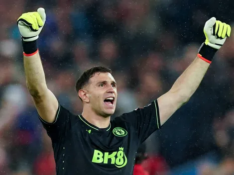 Dibu Martínez celebró el triunfo de Manchester City: Aston Villa vuelve a la Champions League tras más de 40 años