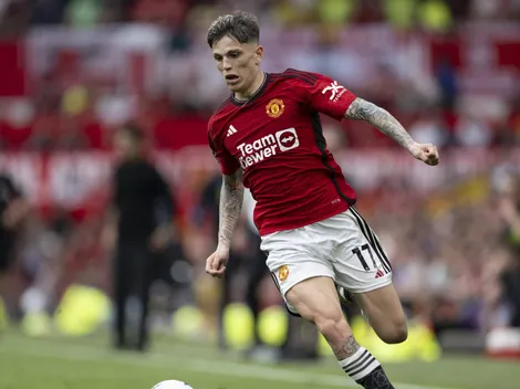 Revelan que Alejandro Garnacho no le pasa la pelota a un compañero del Manchester United