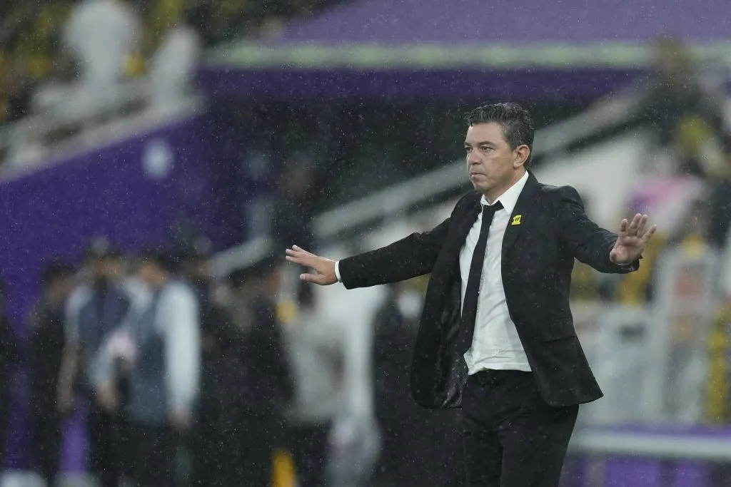 Marcelo Gallardo lleva 30 partidos dirigidos en el Al Ittihad. Ganó 14, perdió 13 y empató 3.