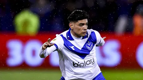 Claudio Aquino, figura de Vélez.