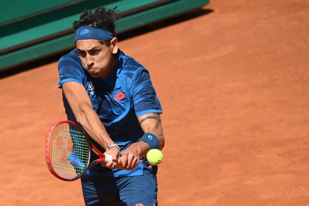 Alejandro Tabilo logró una victoria histórica ante Djokovic (IMAGO)