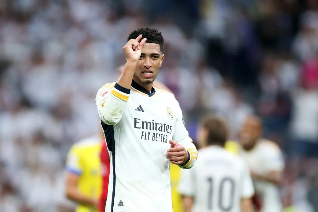 Borussia Dortmund podría recibir una importante cifra de dinero por Jude Bellingham. (Foto: Getty).