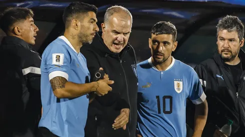 Marcelo Bielsa, junto a Luis Suárez (Getty Images).