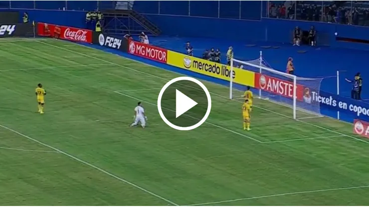 El gol de Trinidense ante Boca.