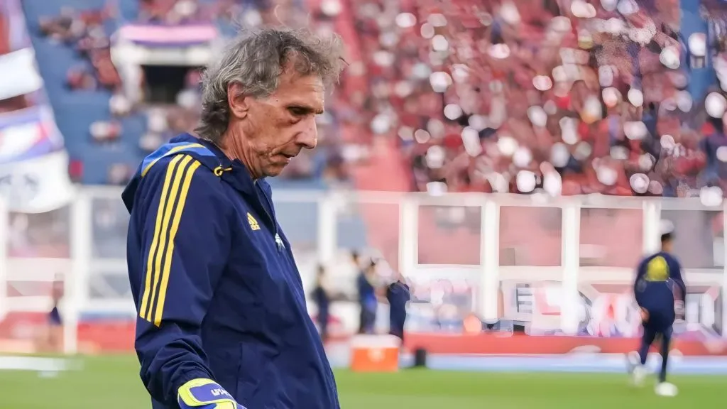 Gayoso, ex entrenador de arqueros en Boca.