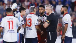 Partido caliente en Montevideo entre uruguayos y argentinos.