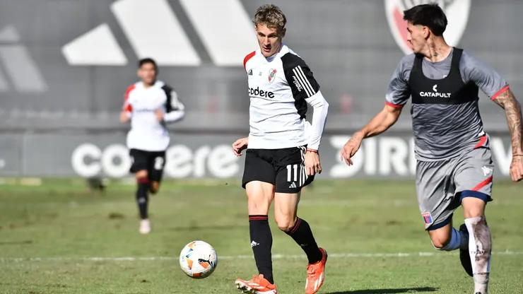 Facundo Colidio en el amistoso ante Tigre.