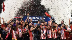 El Pincha se consagró campeón en Santiago.