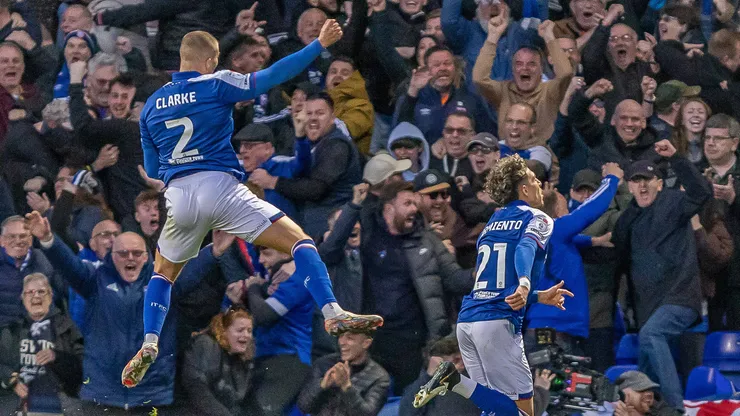 Ipswich Town marcó su regreso a la Premier League