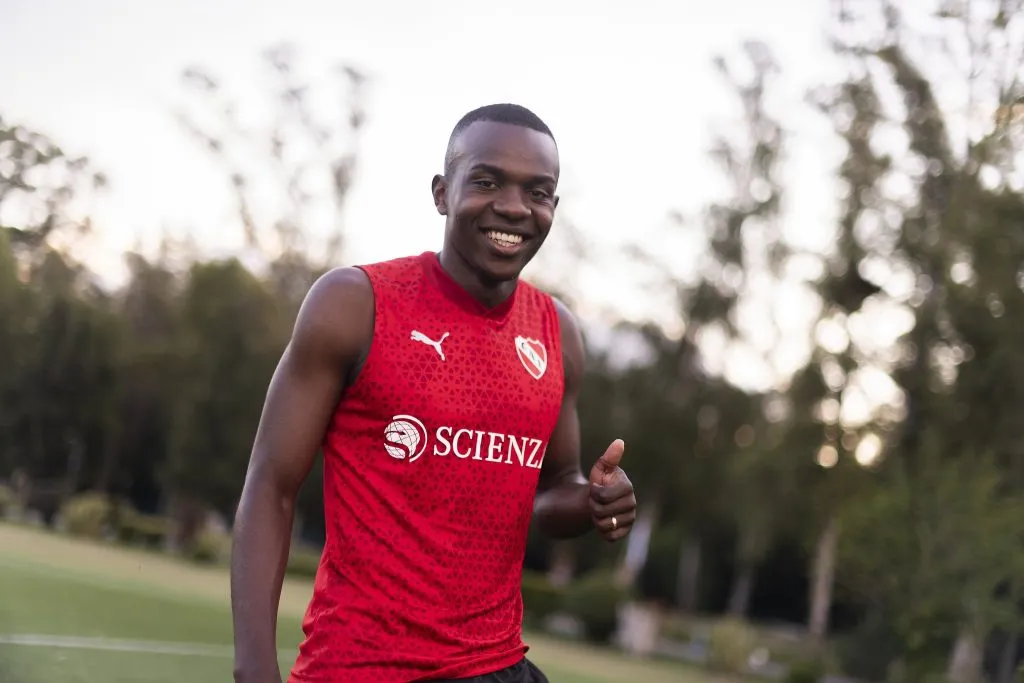 Jhonny Quiñónez viene siendo muy resistido por los hinchas de Independiente.