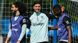 Enzo Fernández reapareció en el entrenamiento del Chelsea este miércoles primero de mayo.