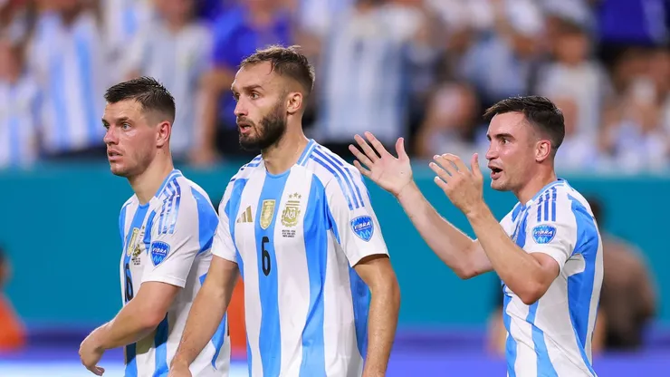 Argentina venció a Perú y está en cuartos.
