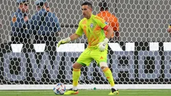 Claudio Bravo será baja en Chile vs. Canadá.