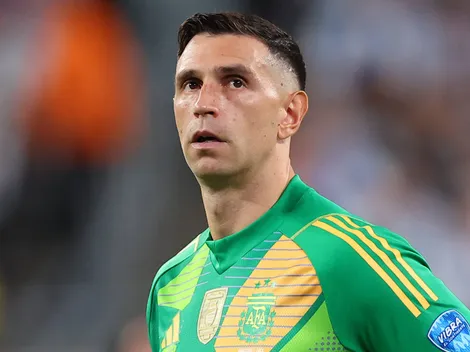 La explicación de Dibu Martínez sobre su festejo ante los hinchas de Chile: "Nada que ver"