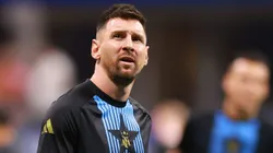 Los hinchas chilenos le dedicaron una canción a Messi.