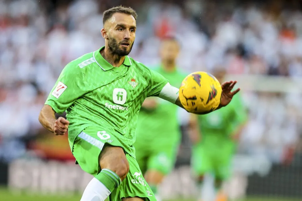 Germán Pezzella podría volver a River una vez que termine la Copa América. (Foto: IMAGO).