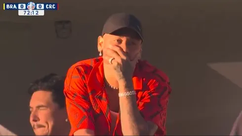 Neymar no pudo controlar su frustración ni ante las cámaras.