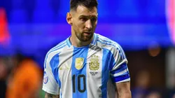 Lionel Messi suele caminar en la cancha para analizar mejor a los rivales