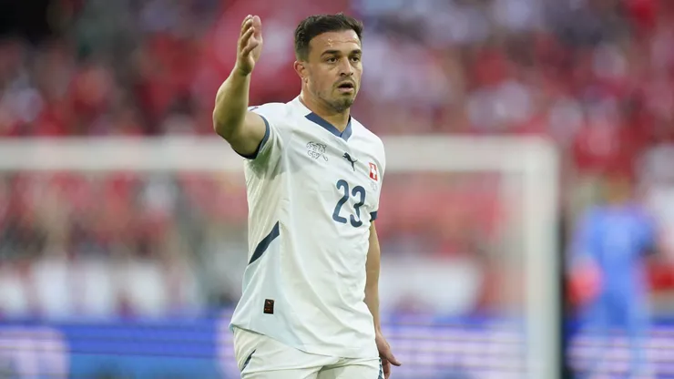 Xherdan Shaqiri con la camiseta de Suiza.
