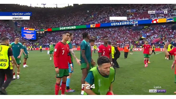 Gonçalo Ramos estuvo a punto de ser lesionado por un seguridad que quiso defender a Cristiano Ronaldo
