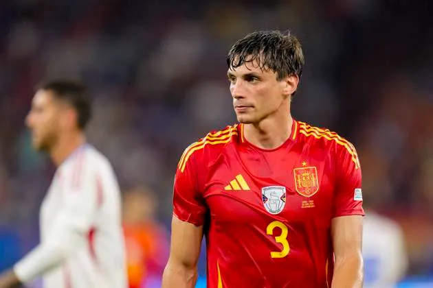 Robin Le Normand, el futbolista que busca el Atlético de Madrid para reforzar la defensa.