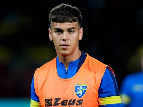 Dibu Martínez tendrá un nuevo compañero argentino en Aston Villa: reemplazará a un brasileño