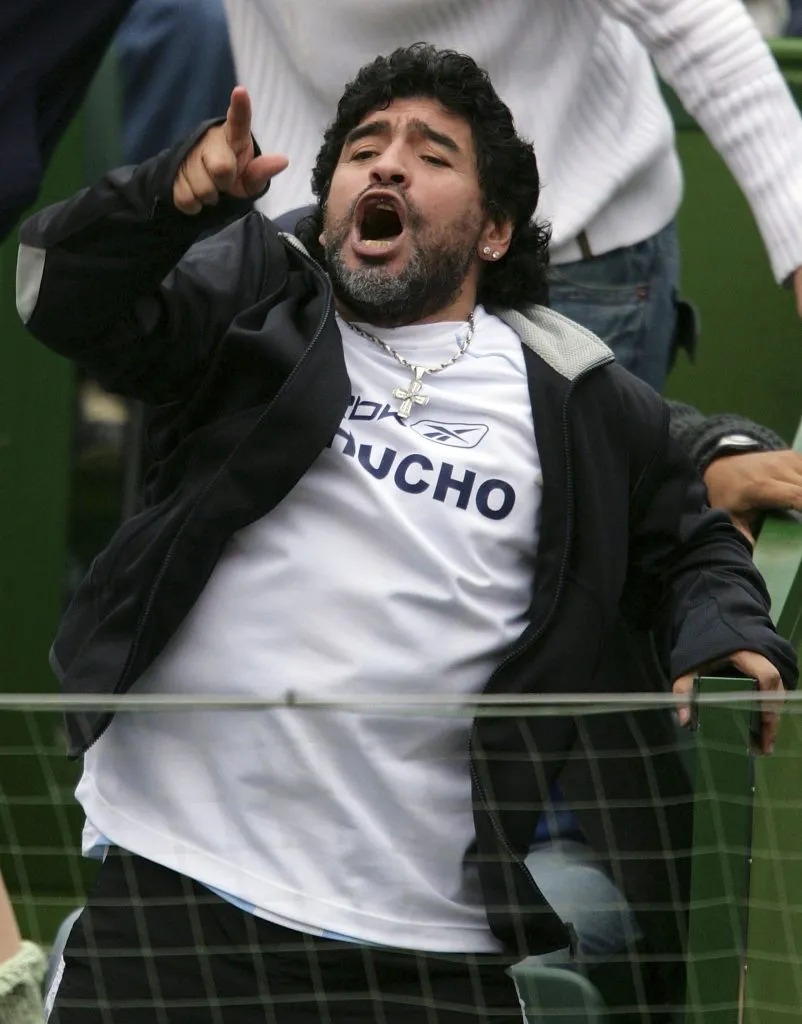 Pelusa con la remera de Chucho. (Foto: Getty).
