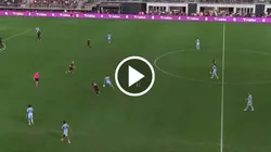 Thiago Almada la rompió y marcó un golazo inolvidable.