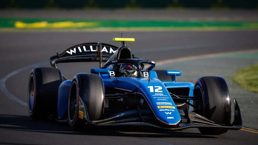 Franco Colapinto y su auto en Fórmula 2 (IMAGO / ZUMA Press Wire).