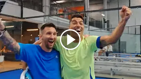 Messi y Suárez se divierten con el pádel.