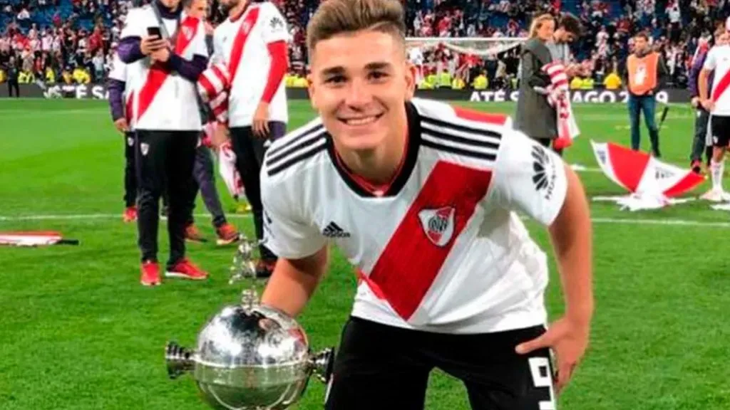 El primer Superclásico de Julián Álvarez: la final de la Copa Libertadores en Madrid.