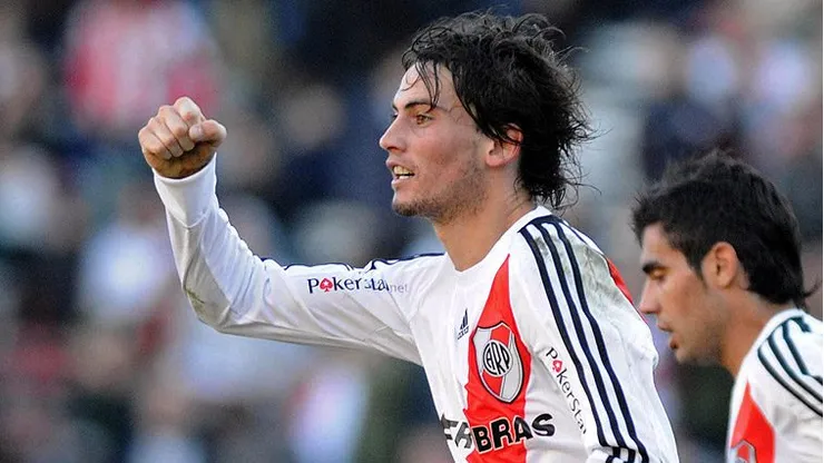 Robert Flores.