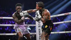 Gervonta Davis impacta en el rostro de Frank Martin.