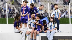 La familia Messi tras ganar la dorada.