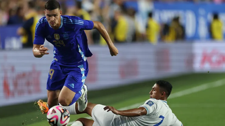 El juvenil viene de ser titular por primera vez en un partido de la Selección mayor.