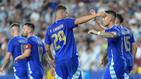 Carboni debutó como titular en la Selección.