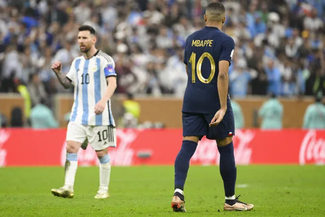 Argentina se impuso a Francia en la final de Qatar, a pesar del hat-trick de Mbappé.