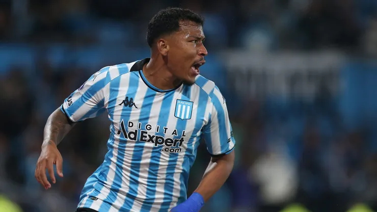 Algo relegado en Racing, al delantero no le faltan pretendientes en el mercado.