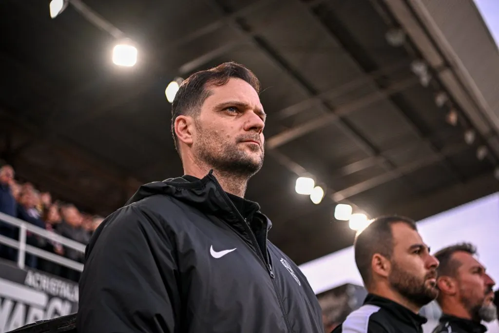 Marino dirigió en tres partidos al Elche, durante una sanción a Beccacece.