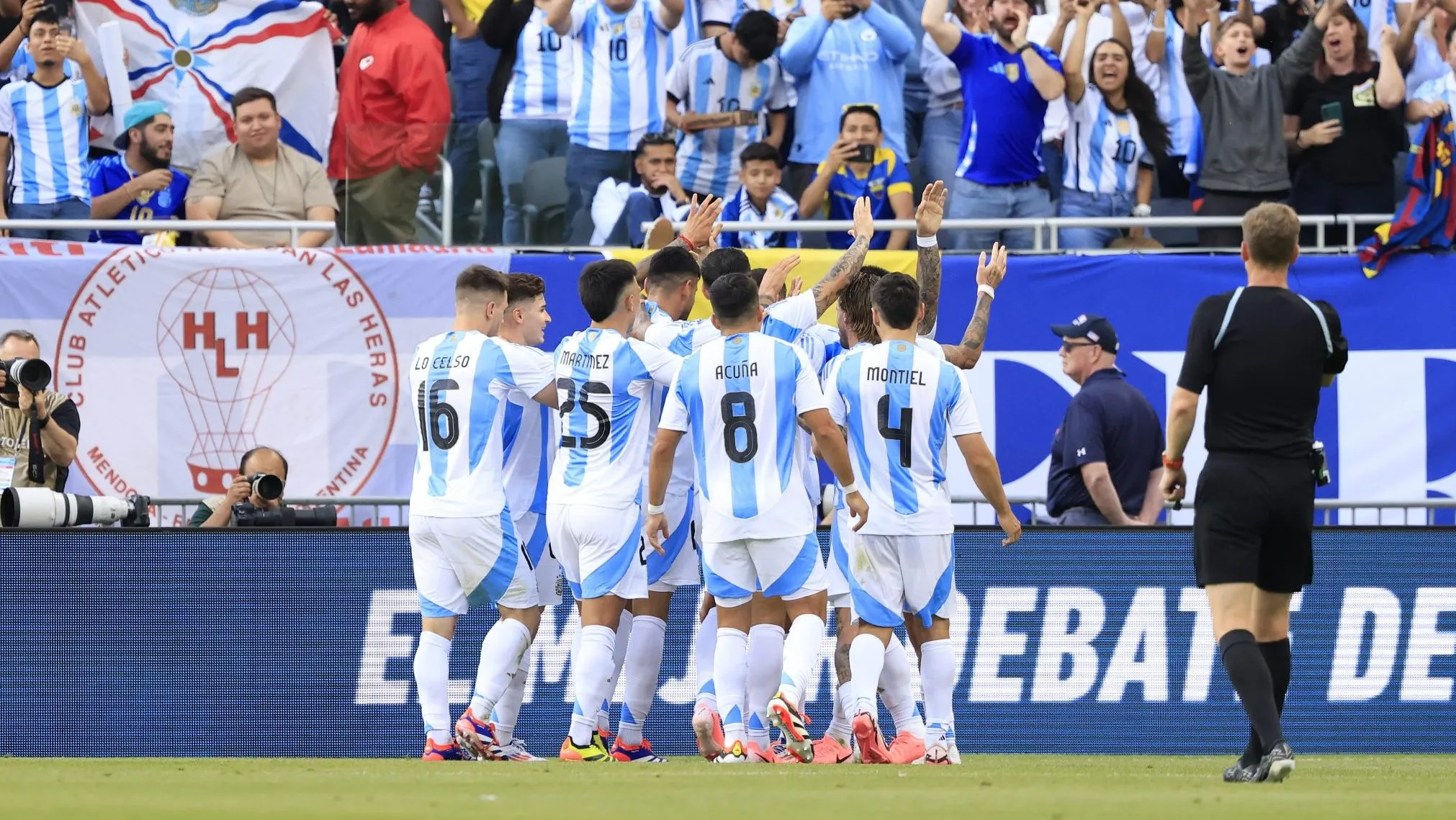 La Selección Argentina disfrutó del cariño de su gente en Chicago.
