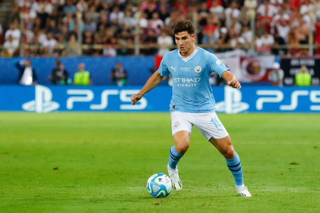 Julián Álvarez, el argentino mejor cotizado en la Premier League.