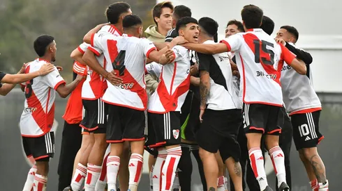 Alexis González milita en la Reserva de River.
